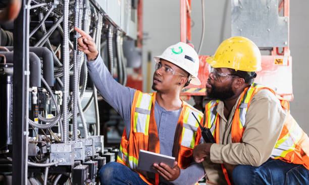 Best Affordable Emergency Electrician  in Akron, IN